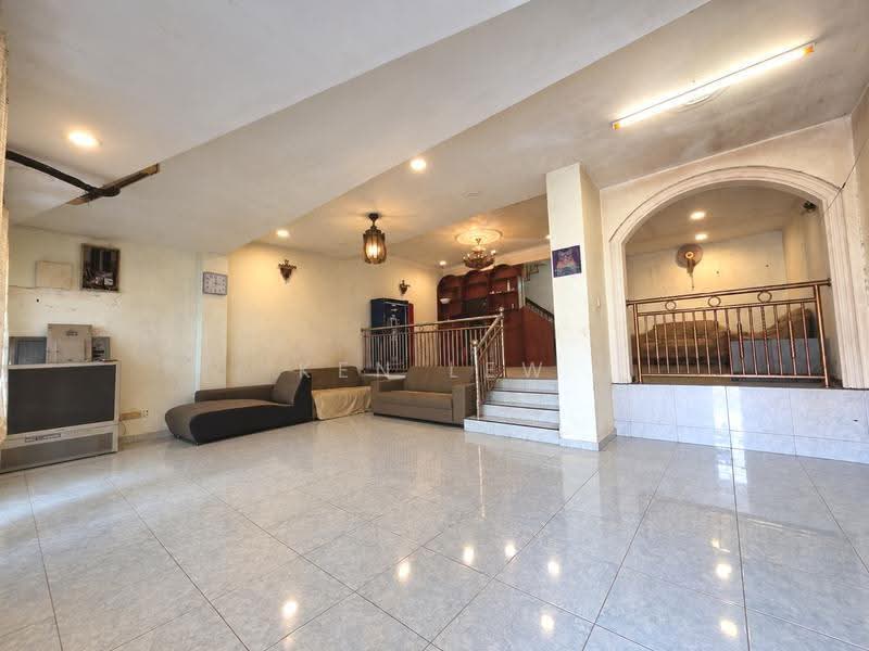 2-storey Terraced House for Sale in Taman Segar (Cheras) - Ken Lew - Living Room - PropertyGuru.com.my