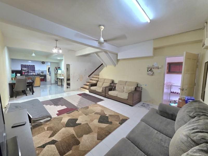 2-storey Terraced House for Sale in Seksyen 8 (Bangi) - Amie Famie - PropertyGuru.com.my