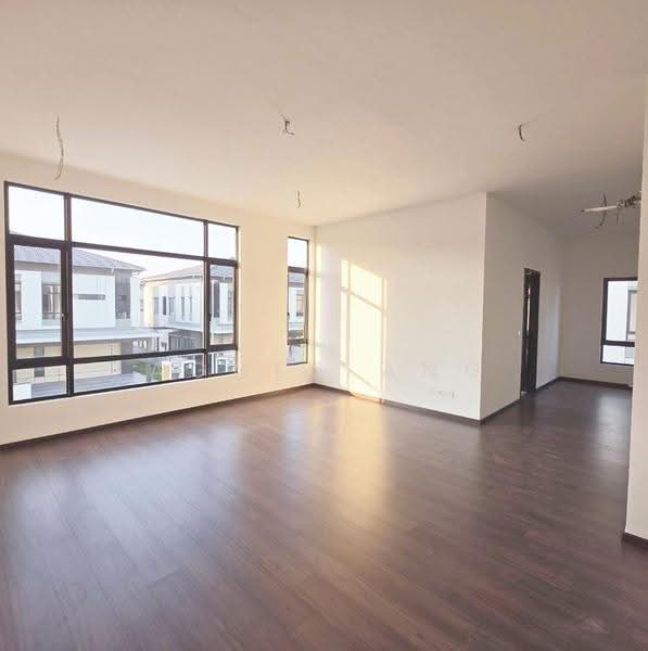 Rumah Berkembar untuk Disewa di Telok Panglima Garang (Selangor) - Agnes Ang - Living Room - PropertyGuru.com.my