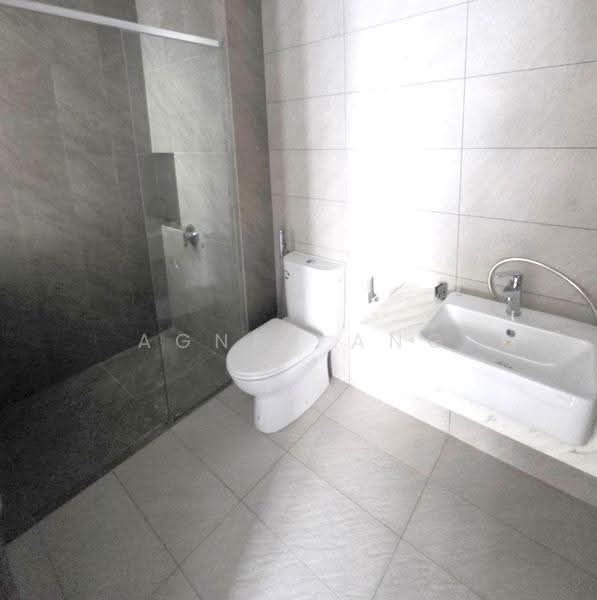 Rumah Berkembar untuk Disewa di Telok Panglima Garang (Selangor) - Agnes Ang - Bathroom - PropertyGuru.com.my