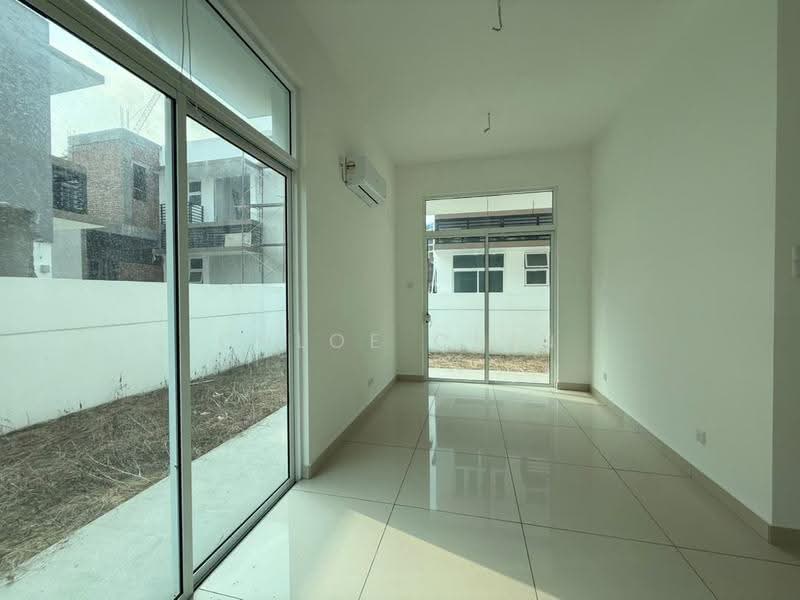 Semi-Detached House for Sale in Johor Bahru (Johor) - Chloe Chin - Living Room - PropertyGuru.com.my