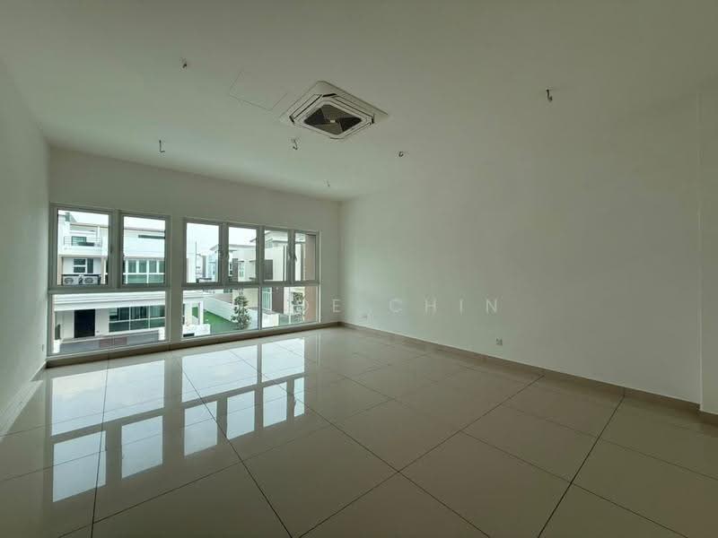 Semi-Detached House for Sale in Johor Bahru (Johor) - Chloe Chin - Living Room - PropertyGuru.com.my