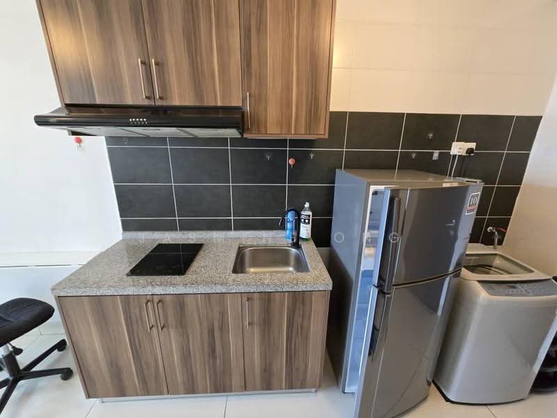Kediaman Servis untuk Disewa di D'Inspire Residence (Inspira Bestari) - Jasmine Ong - Kitchen - PropertyGuru.com.my