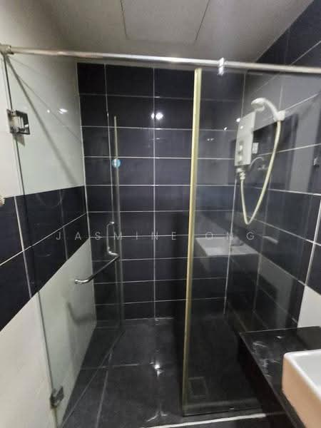 Kediaman Servis untuk Disewa di D'Inspire Residence (Inspira Bestari) - Jasmine Ong - Bathroom - PropertyGuru.com.my