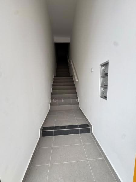 Kedai untuk Disewa di Permas Jaya (Johor) - Chloe Chin - Entrance - PropertyGuru.com.my