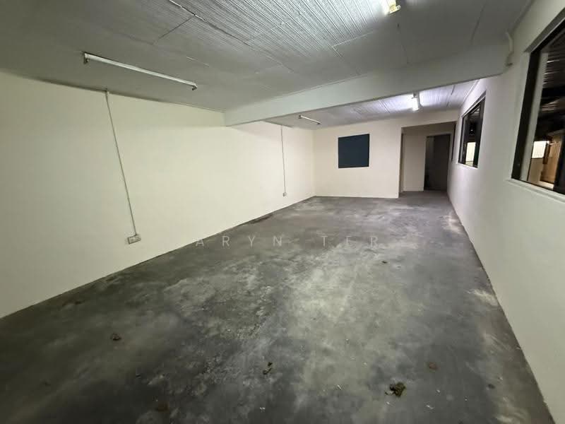 Semi-D Factory for Rent in Taman Johor (Tampoi) - Caryn Ter - Interior - PropertyGuru.com.my