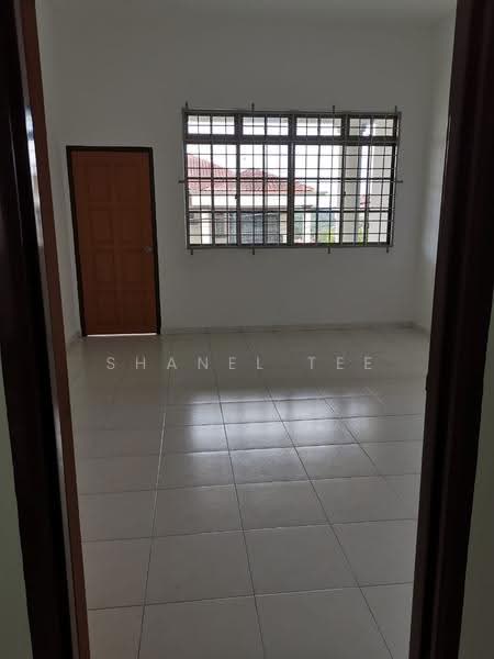 2-storey Terraced House for Sale in Taman Perwira Jaya (Kluang) - Shanel Tee - Interior - PropertyGuru.com.my