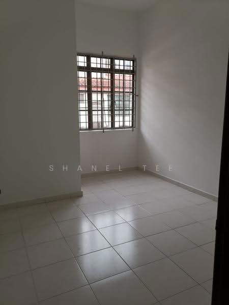 2-storey Terraced House for Sale in Taman Perwira Jaya (Kluang) - Shanel Tee - Interior - PropertyGuru.com.my