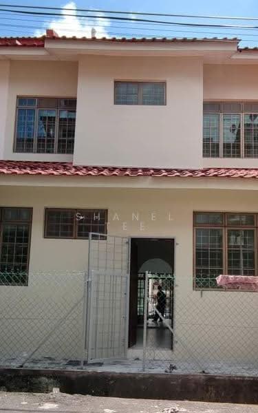2-storey Terraced House for Sale in Taman Perwira Jaya (Kluang) - Shanel Tee - Exterior - PropertyGuru.com.my
