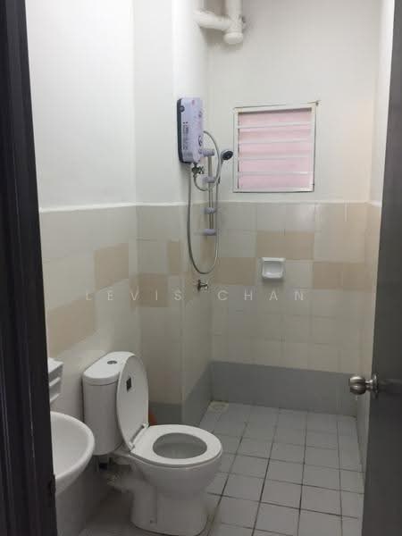 Condominium for Rent at Nusa Mewah Villa Condominium - Levis Chan - Bathroom - PropertyGuru.com.my