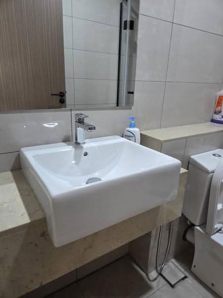 Condominium for Rent at Jesselton Twin Towers - ANNY KHOO - Bathroom - PropertyGuru.com.my