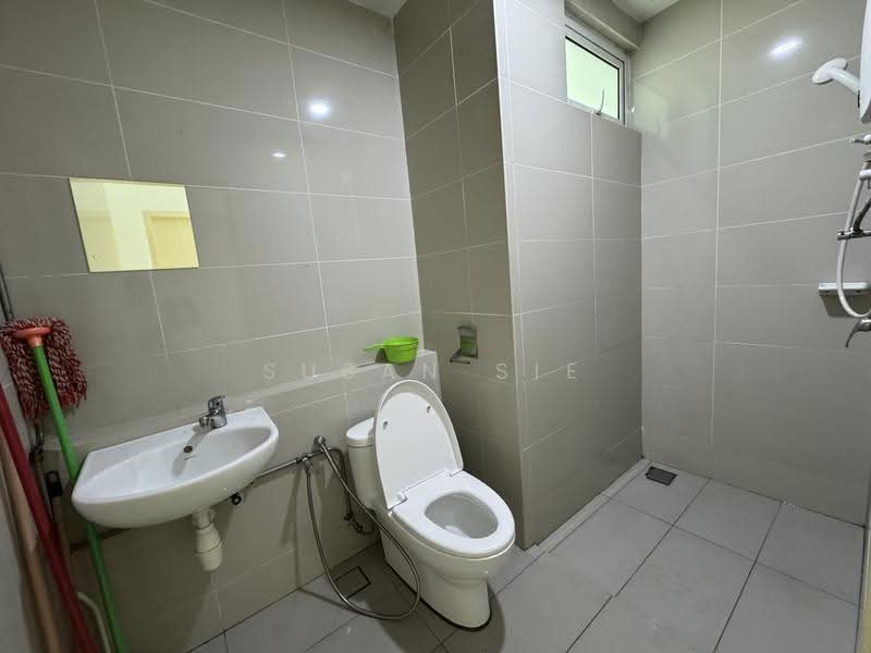 Kondominium untuk Dijual di Orchard Ville - Susan Sie - Bathroom - PropertyGuru.com.my