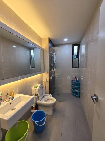 Kondominium untuk Disewa di The Raffles Suites - Jasmine Ong - Bathroom - PropertyGuru.com.my