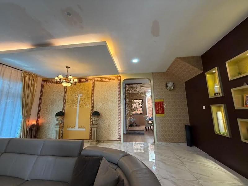 Semi-Detached House for Sale in Taman Kulai Utama (Kulai) - Caryn Ter - Living Room - PropertyGuru.com.my