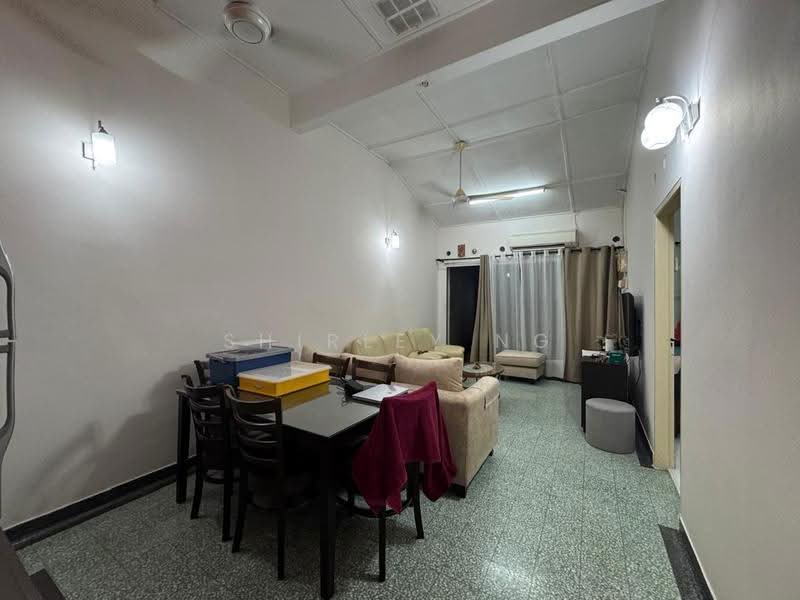 Rumah Teres 1-Tingkat untuk Dijual di Seksyen 4 (Petaling Jaya) - Shirley Ng - Living Room - PropertyGuru.com.my