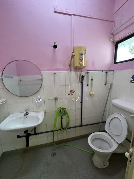Pangsapuri untuk Disewa di Beverly Hills 2 - Zoey Liau - Bathroom - PropertyGuru.com.my