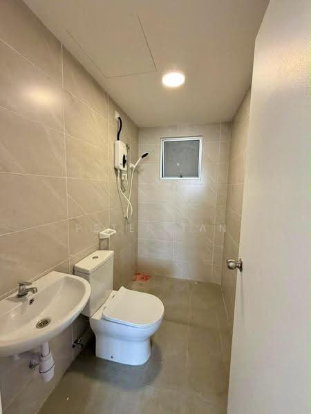 Condominium for Rent at Pitta Residensi - Peter Tan - Bathroom - PropertyGuru.com.my