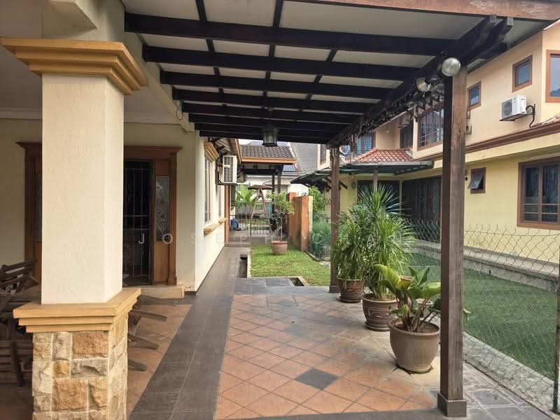 Rumah Berkembar untuk Dijual di Seksyen 9 (Shah Alam) - Joseph Chan - Exterior - PropertyGuru.com.my