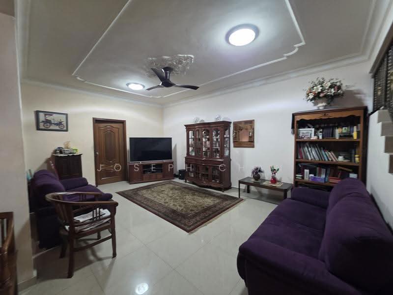 Rumah Berkembar untuk Dijual di Seksyen 9 (Shah Alam) - Joseph Chan - Living Room - PropertyGuru.com.my