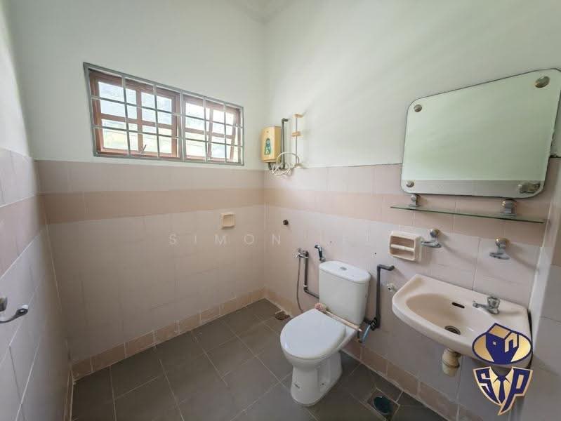 2-storey Terraced House for Sale in Bandar Sungai Long (Selangor) - Simon Lee - Bathroom - PropertyGuru.com.my