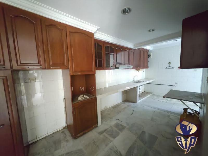 2-storey Terraced House for Sale in Bandar Sungai Long (Selangor) - Simon Lee - Kitchen - PropertyGuru.com.my