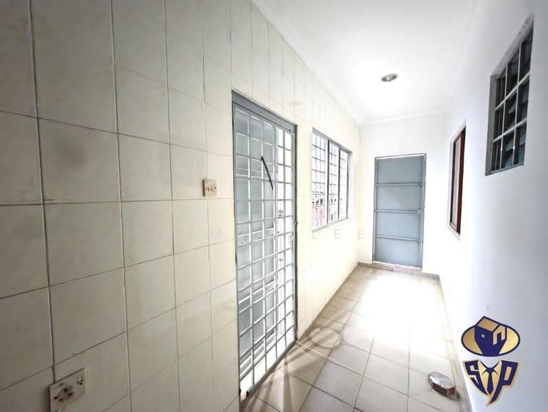2-storey Terraced House for Sale in Bandar Sungai Long (Selangor) - Simon Lee - Corridor - PropertyGuru.com.my