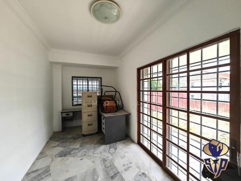 2-storey Terraced House for Sale in Bandar Sungai Long (Selangor) - Simon Lee - Study - PropertyGuru.com.my