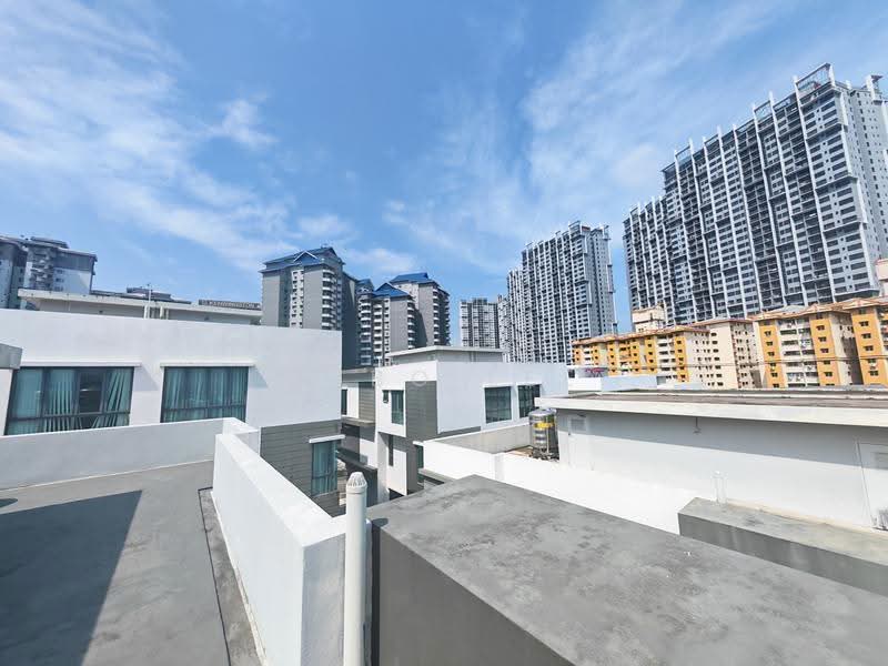 Rumah Berkembar untuk Dijual di Desa Petaling (Kuala Lumpur) - Bobo Lee - Exterior - PropertyGuru.com.my