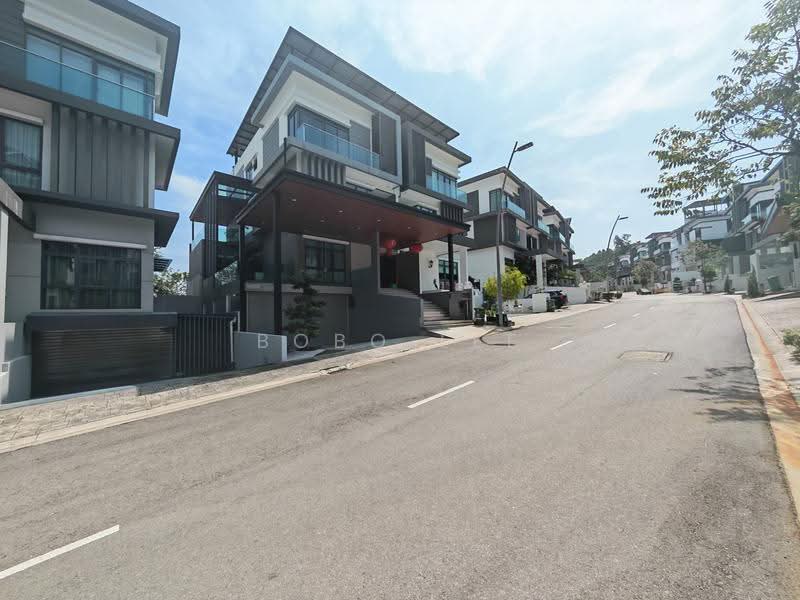 Rumah Berkembar untuk Dijual di Desa Petaling (Kuala Lumpur) - Bobo Lee - Exterior - PropertyGuru.com.my