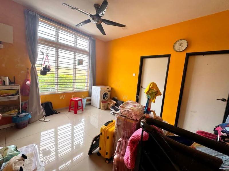 Rumah Teres 2-Tingkat untuk Dijual di Ulu Tiram (Johor) - Wendy Wong - Living Room - PropertyGuru.com.my