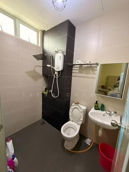 Kondominium untuk Dijual di Pangsapuri Kamelia (Camellia Park) - Leesa Cheah - Bathroom - PropertyGuru.com.my
