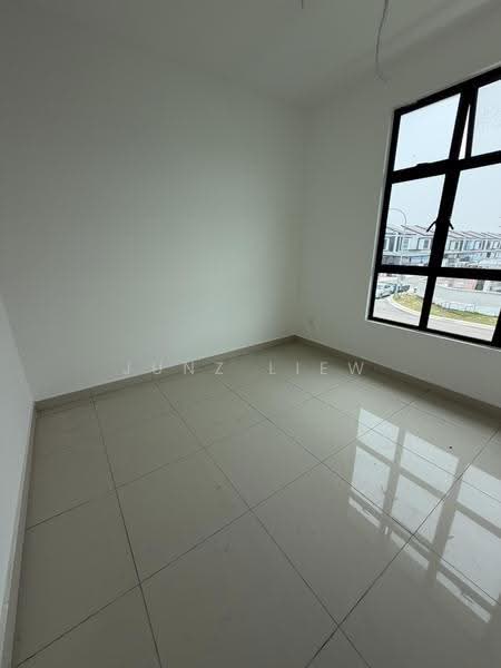 Rumah Kluster untuk Dijual di Iskandar Puteri (Nusajaya) (Johor) - Junz Liew - PropertyGuru.com.my