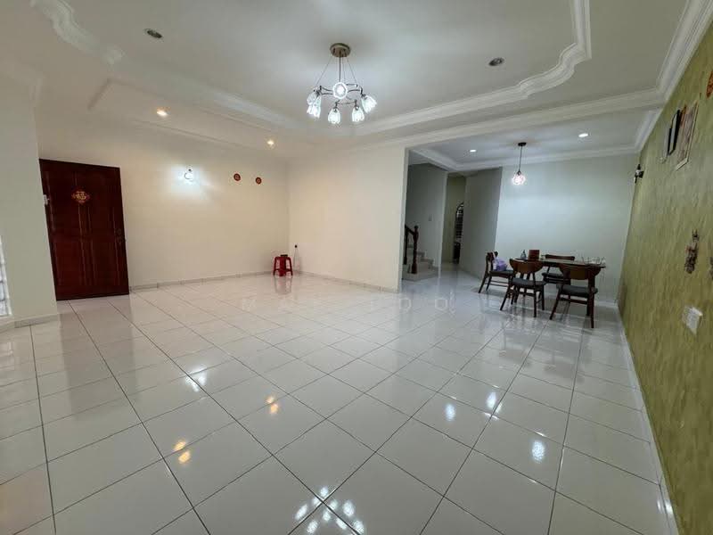 Rumah Teres 2-Tingkat untuk Dijual di Ipoh (Perak) - May Loo - Living Room - PropertyGuru.com.my