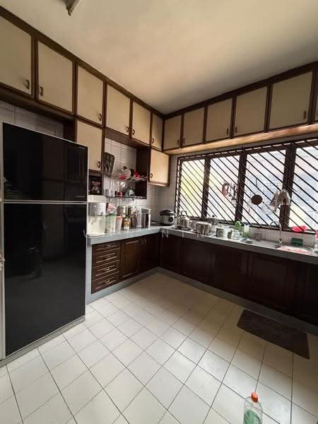 Bungalow House for Sale in Taman Tasek (Johor Bahru) - Wan Ning - Kitchen - PropertyGuru.com.my