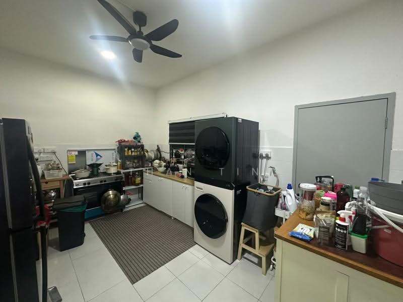 2-storey Terraced House for Sale in Setia Alam (Selangor) - Ethan Ting - Kitchen - PropertyGuru.com.my