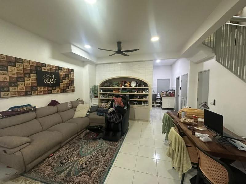 2-storey Terraced House for Sale in Setia Alam (Selangor) - Ethan Ting - Living Room - PropertyGuru.com.my