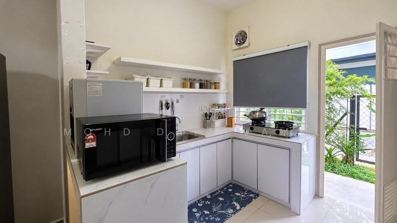 Rumah Teres 2-Tingkat untuk Dijual di Bandar Baru Salak Tinggi (Sepang) - Mohd Daim Jamil - Kitchen - PropertyGuru.com.my