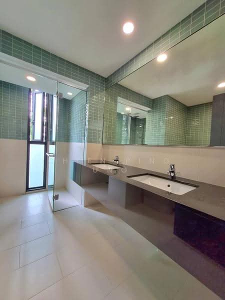 Rumah Teres untuk Dijual di Desa Parkcity (Kuala Lumpur) - Chien Ping Ung - Bathroom - PropertyGuru.com.my