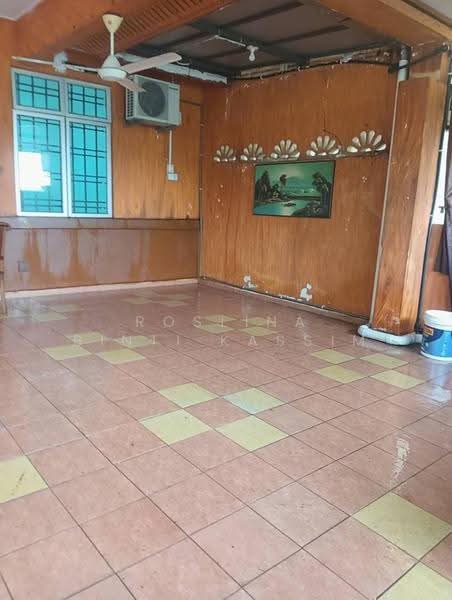 1-storey Terraced House for Sale in Permas Jaya (Johor) - Roslina Binti Kassim - Interior - PropertyGuru.com.my