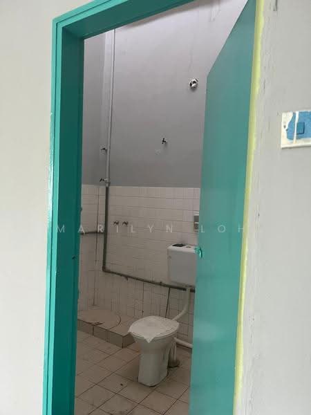 2-storey Terraced House for Rent in Seksyen 19 (Petaling Jaya) - Marilyn Loh - Bathroom - PropertyGuru.com.my