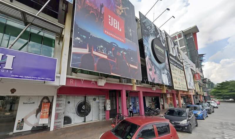 Kedai untuk Dijual di Batu Caves (Selangor) - Ryan Thye - PropertyGuru.com.my