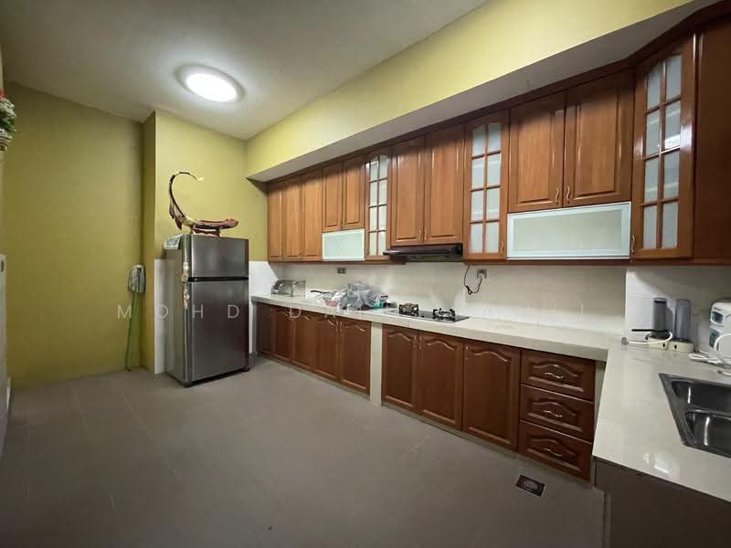 3-storey Terraced House for Sale in Ampang Jaya (Ampang) - Mohd Daim Jamil - Kitchen - PropertyGuru.com.my