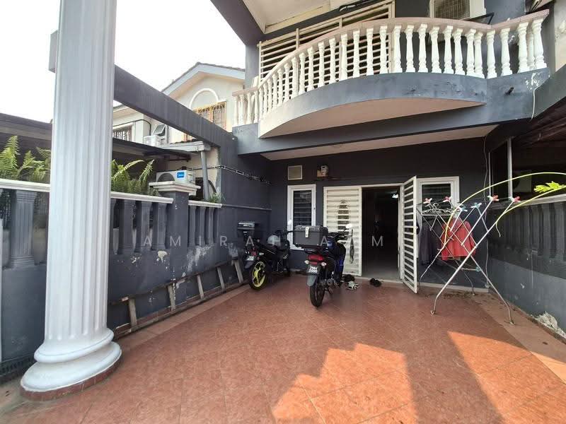 Rumah Teres 2-Tingkat untuk Dijual di Bandar Tasik Puteri (Rawang) - Amirah Azmi - PropertyGuru.com.my