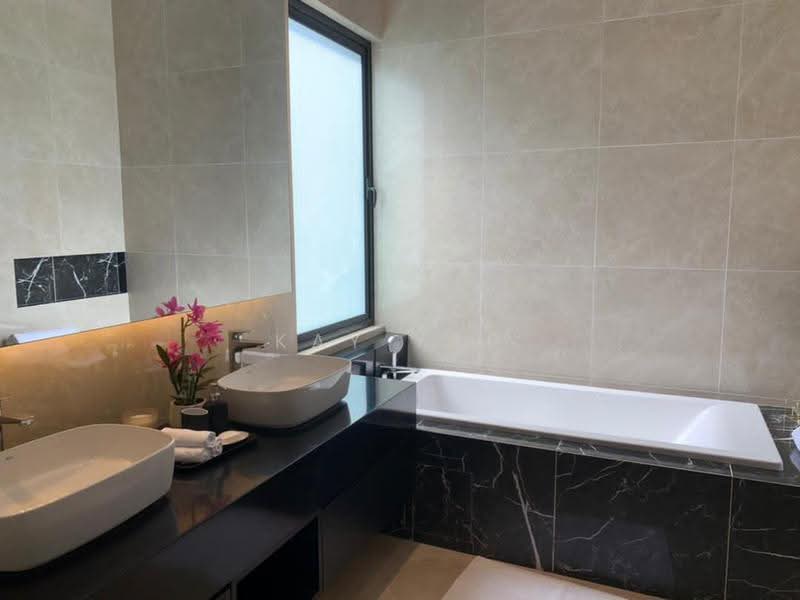 Bungalow House for Sale in Setia Ecohill (Semenyih) - Kay Yap - Bathroom - PropertyGuru.com.my