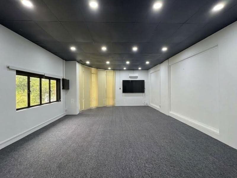 Kilang untuk Disewa di Taman Impian Ehsan (Balakong) - Crystal Gan - Interior - PropertyGuru.com.my