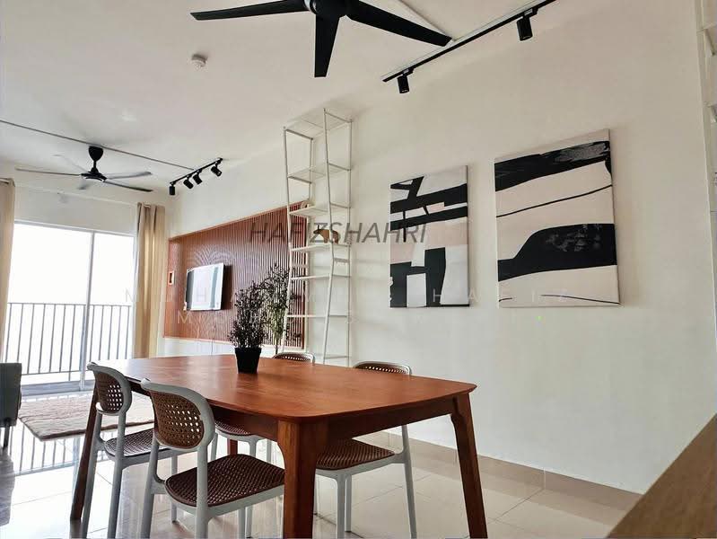Condominium for Rent at Pitta Residensi - Muhammad Hafiz Mohd Shahri - Dining Room - PropertyGuru.com.my