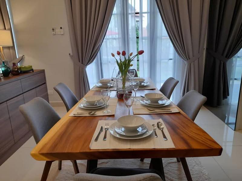 2-storey Terraced House for Sale in Setia Ecohill (Semenyih) - Kay Yap - Dining Room - PropertyGuru.com.my