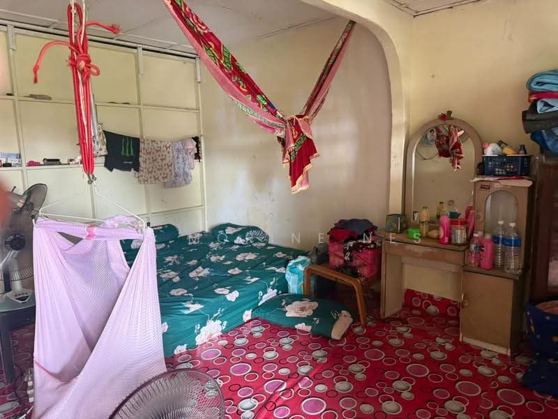 2-storey Terraced House for Sale in Kampung Tasik Tambahan (Ampang) - RS Morine Nes - Bedroom - PropertyGuru.com.my