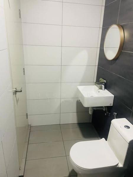 Kediaman Servis untuk Disewa di Horizon Suites - Leonard Liang - Bathroom - PropertyGuru.com.my