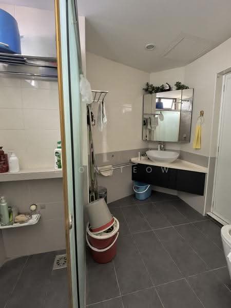 Condominium for Rent at Aloha Tower Condominium - Fion Teow - Bathroom - PropertyGuru.com.my
